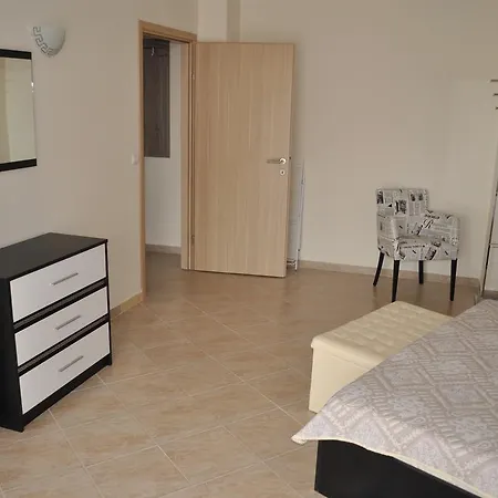 Appartement Negresco Elenite