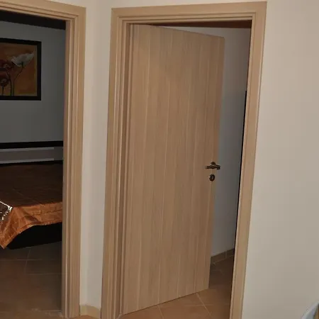 Appartement Negresco Elenite