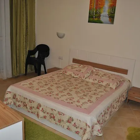 Negresco Elenite