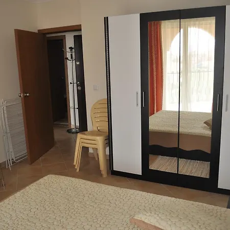 Negresco Appartement Elenite